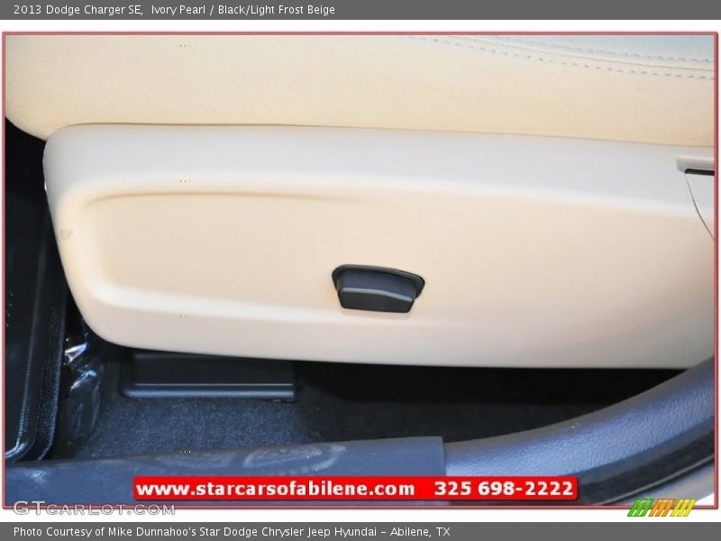 Ivory Pearl / Black/Light Frost Beige 2013 Dodge Charger SE