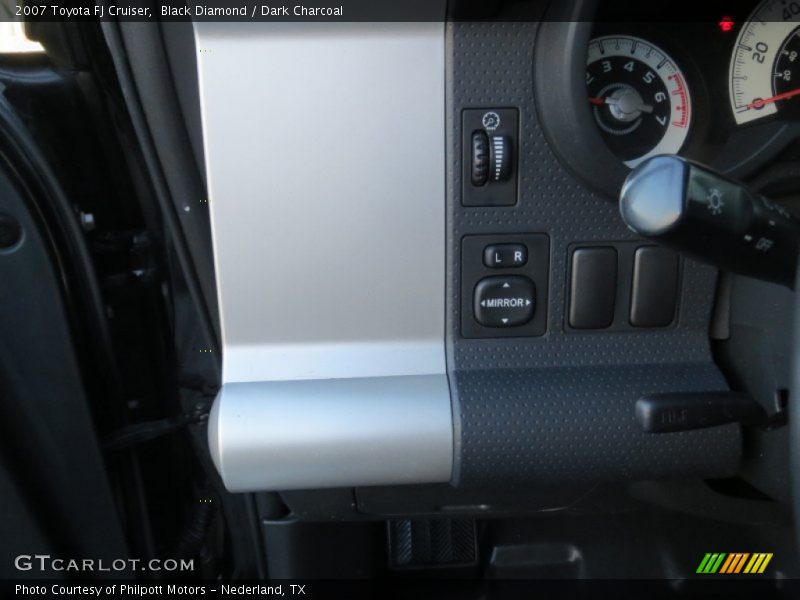 Black Diamond / Dark Charcoal 2007 Toyota FJ Cruiser