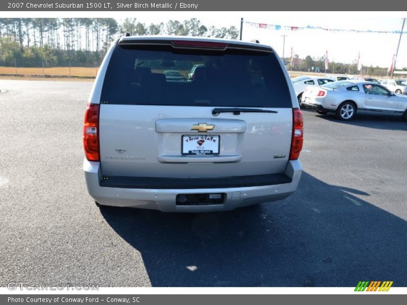 Silver Birch Metallic / Ebony 2007 Chevrolet Suburban 1500 LT