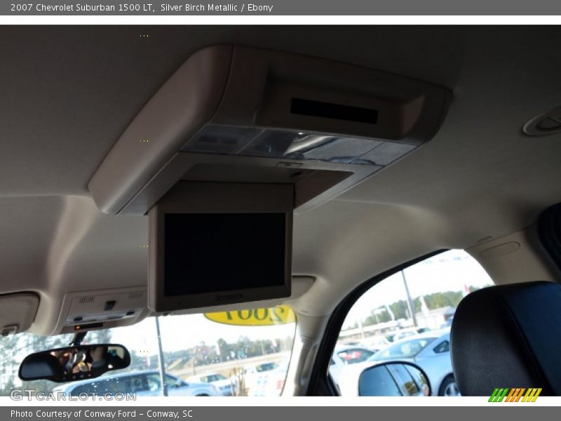 Silver Birch Metallic / Ebony 2007 Chevrolet Suburban 1500 LT