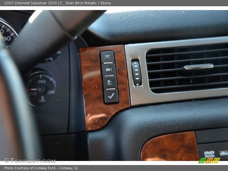 Silver Birch Metallic / Ebony 2007 Chevrolet Suburban 1500 LT