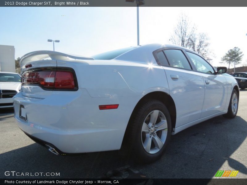 Bright White / Black 2013 Dodge Charger SXT