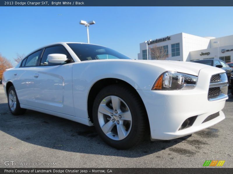 Bright White / Black 2013 Dodge Charger SXT