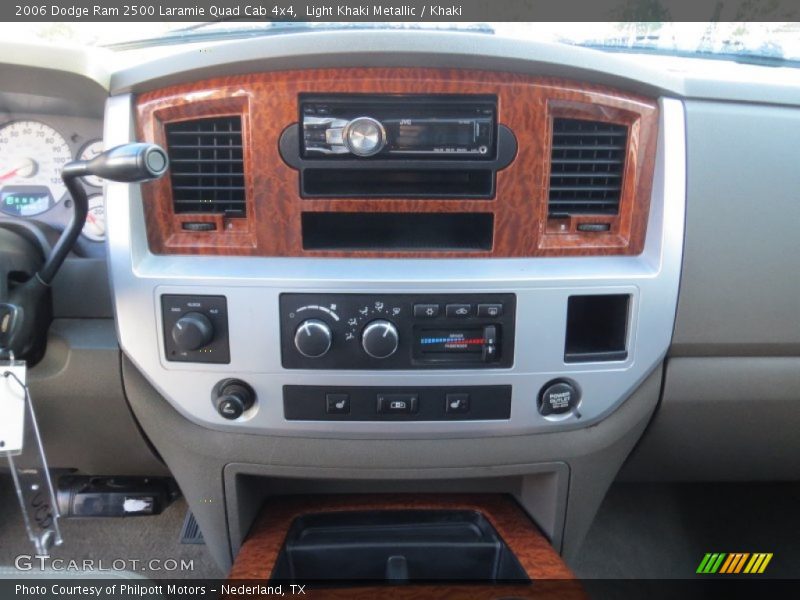 Controls of 2006 Ram 2500 Laramie Quad Cab 4x4
