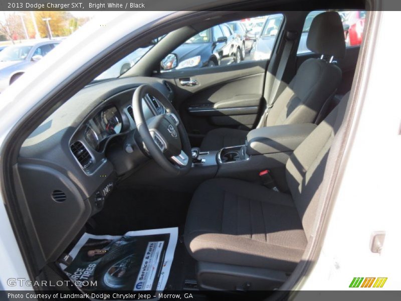 Bright White / Black 2013 Dodge Charger SXT