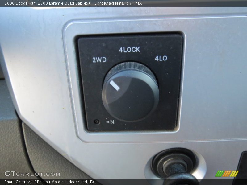 Controls of 2006 Ram 2500 Laramie Quad Cab 4x4