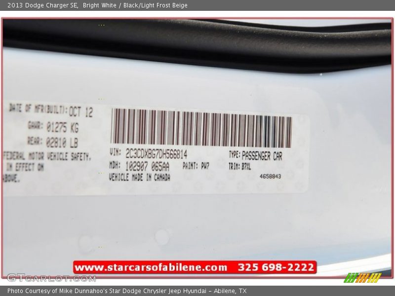 Bright White / Black/Light Frost Beige 2013 Dodge Charger SE