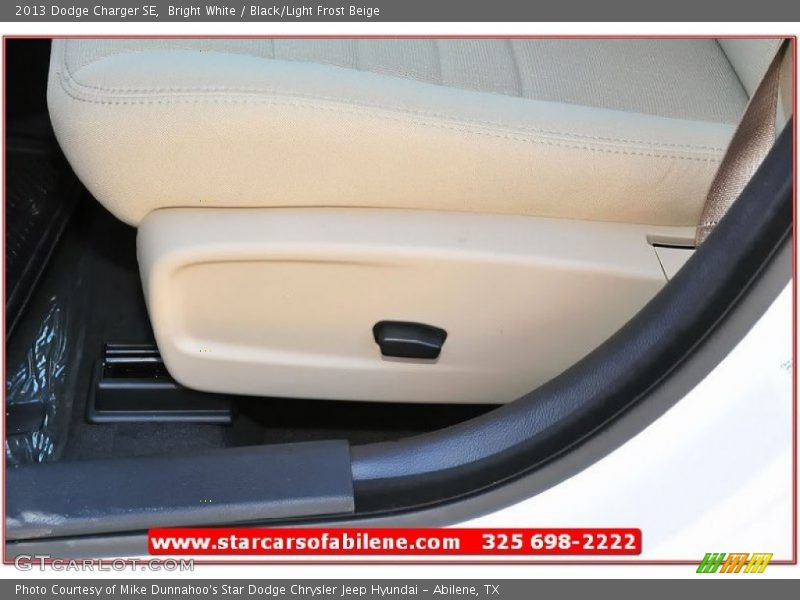 Bright White / Black/Light Frost Beige 2013 Dodge Charger SE