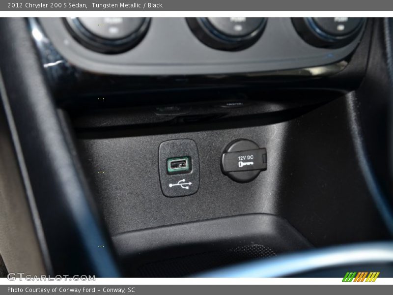 Tungsten Metallic / Black 2012 Chrysler 200 S Sedan