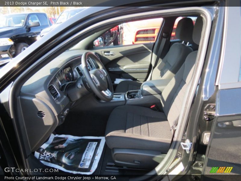 Pitch Black / Black 2013 Dodge Charger SE