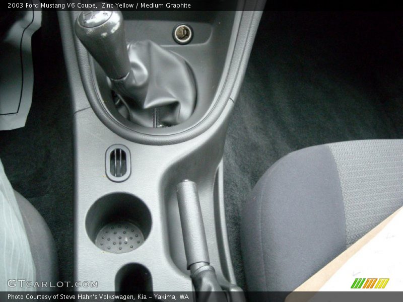  2003 Mustang V6 Coupe 5 Speed Manual Shifter