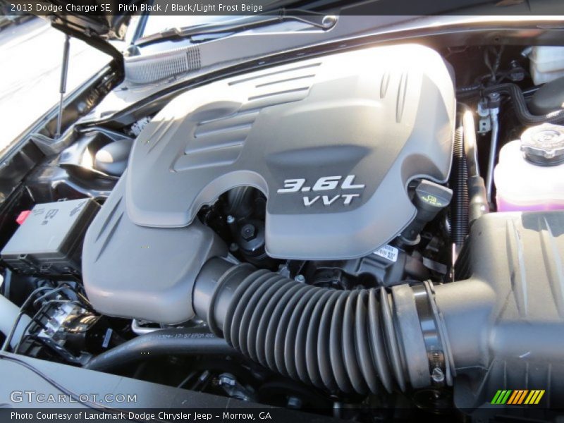 Pitch Black / Black/Light Frost Beige 2013 Dodge Charger SE
