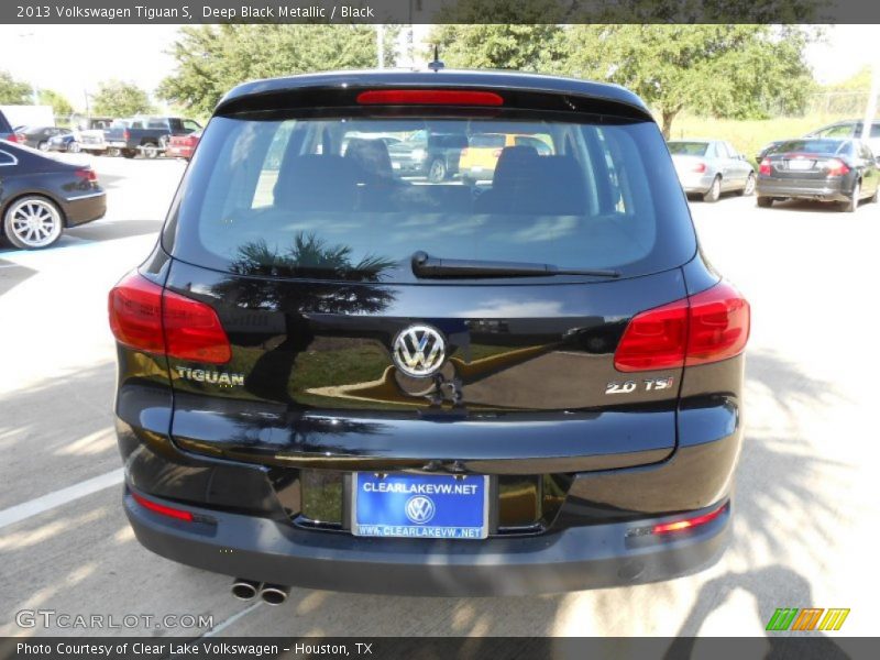 Deep Black Metallic / Black 2013 Volkswagen Tiguan S