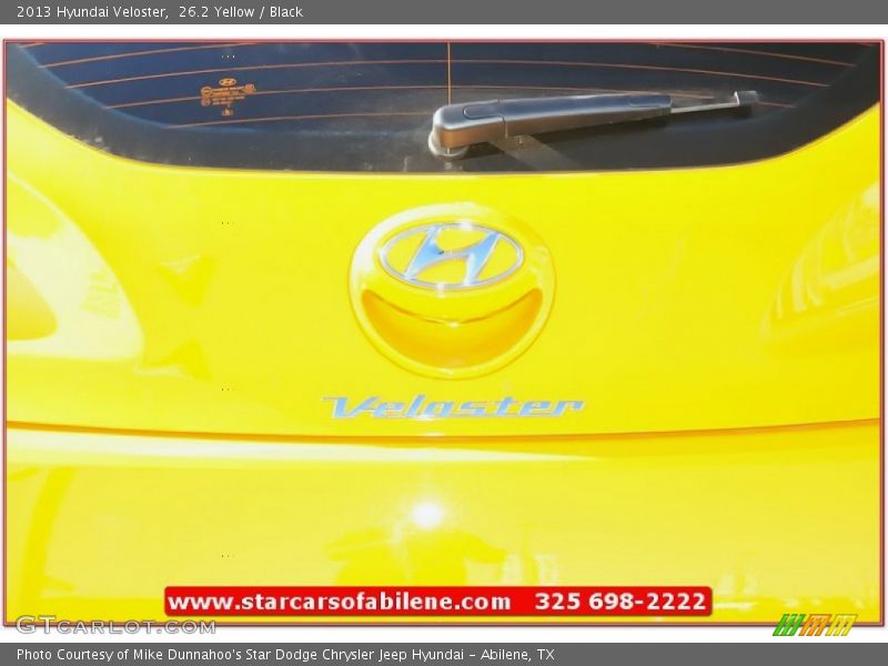 26.2 Yellow / Black 2013 Hyundai Veloster