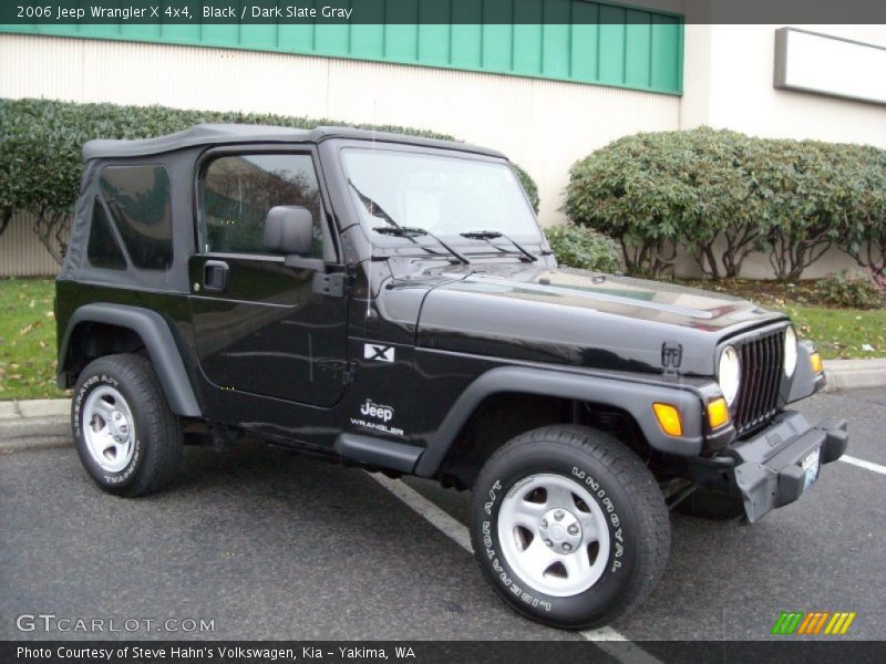 Front 3/4 View of 2006 Wrangler X 4x4