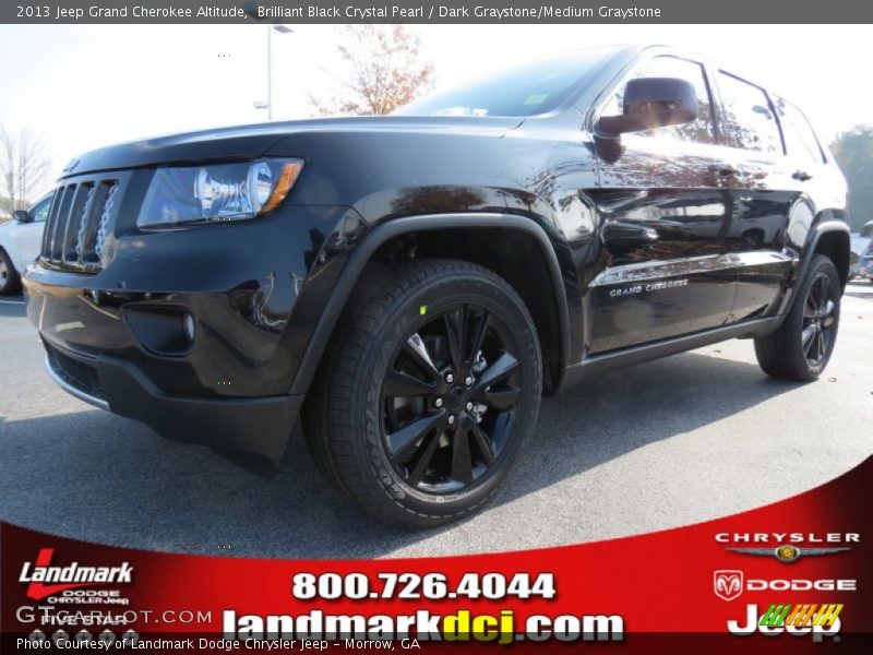 Brilliant Black Crystal Pearl / Dark Graystone/Medium Graystone 2013 Jeep Grand Cherokee Altitude
