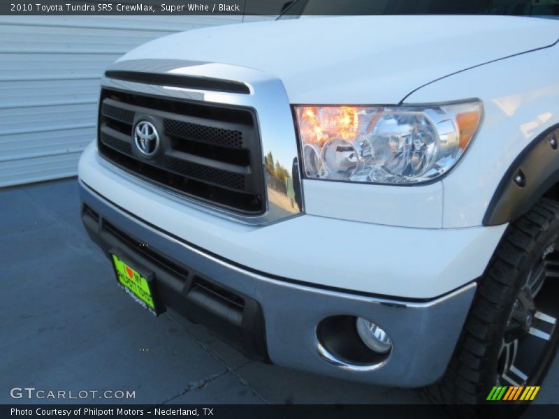Super White / Black 2010 Toyota Tundra SR5 CrewMax