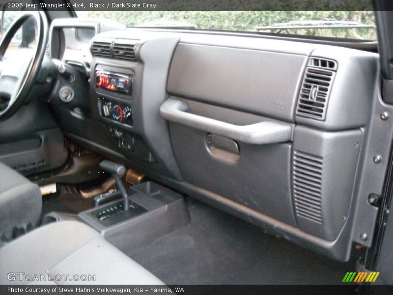 Black / Dark Slate Gray 2006 Jeep Wrangler X 4x4