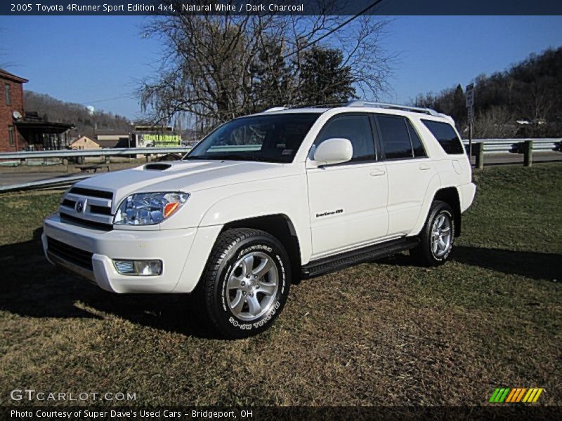 Natural White / Dark Charcoal 2005 Toyota 4Runner Sport Edition 4x4