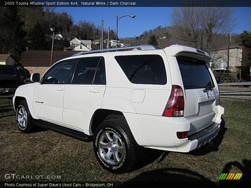 Natural White / Dark Charcoal 2005 Toyota 4Runner Sport Edition 4x4