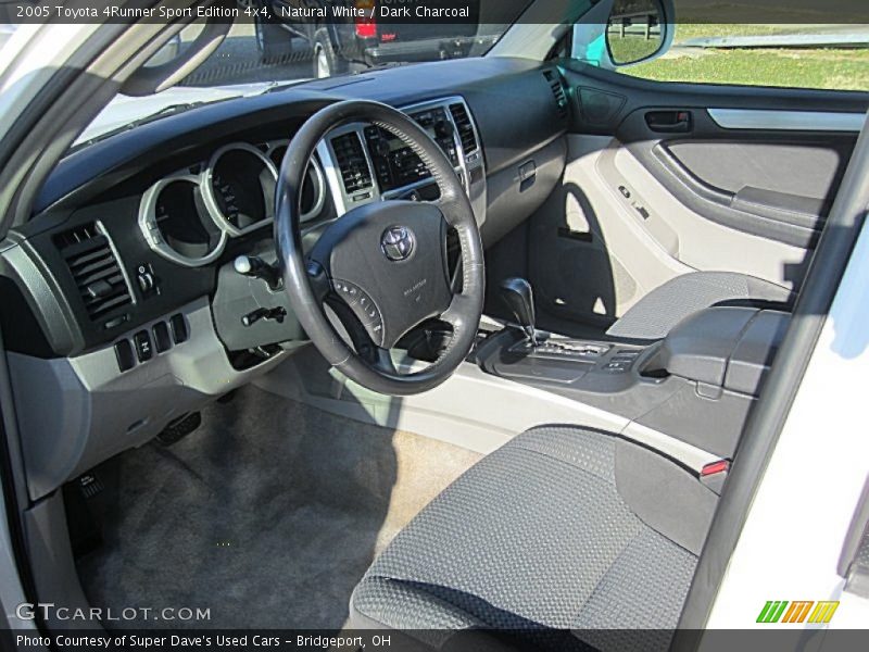 Natural White / Dark Charcoal 2005 Toyota 4Runner Sport Edition 4x4