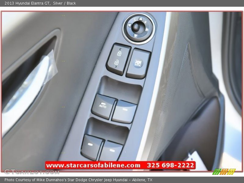 Silver / Black 2013 Hyundai Elantra GT