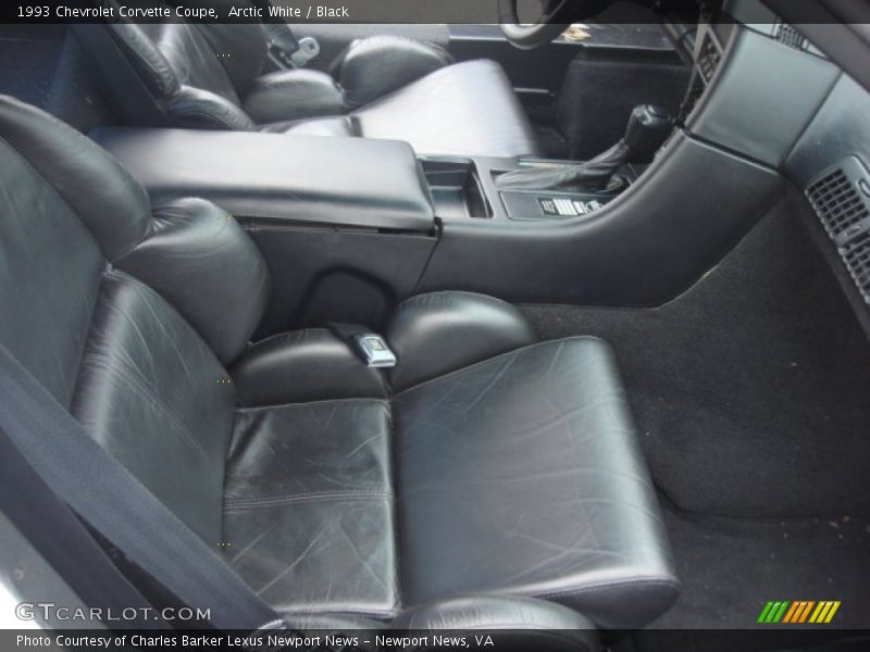 Arctic White / Black 1993 Chevrolet Corvette Coupe