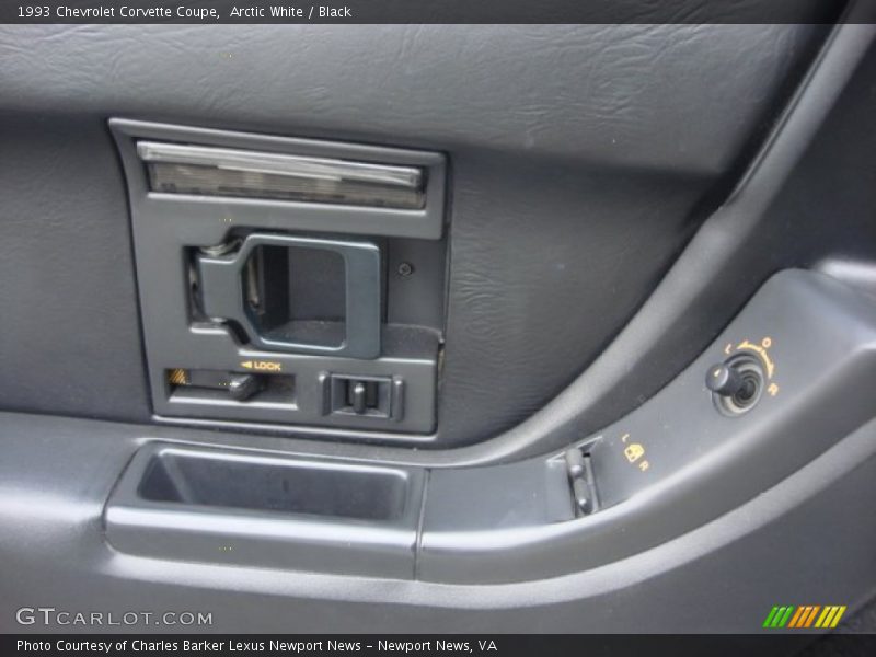 Controls of 1993 Corvette Coupe