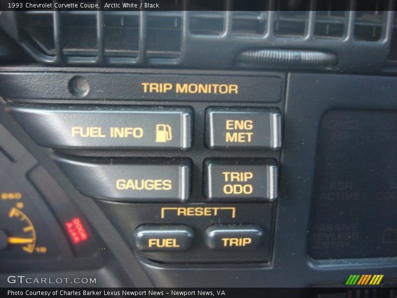Controls of 1993 Corvette Coupe