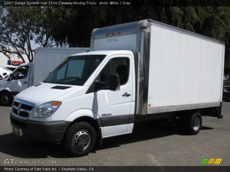 Front 3/4 View of 2007 Sprinter Van 3500 Cutaway Moving Truck