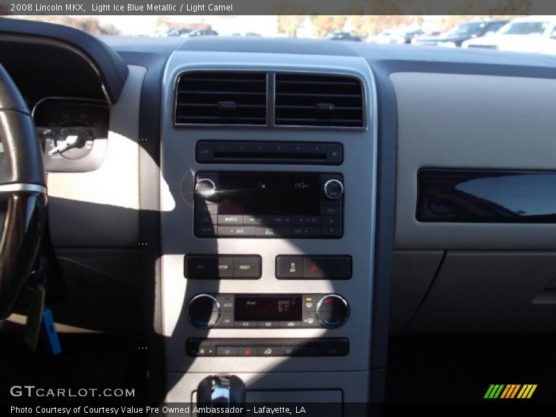 Light Ice Blue Metallic / Light Camel 2008 Lincoln MKX