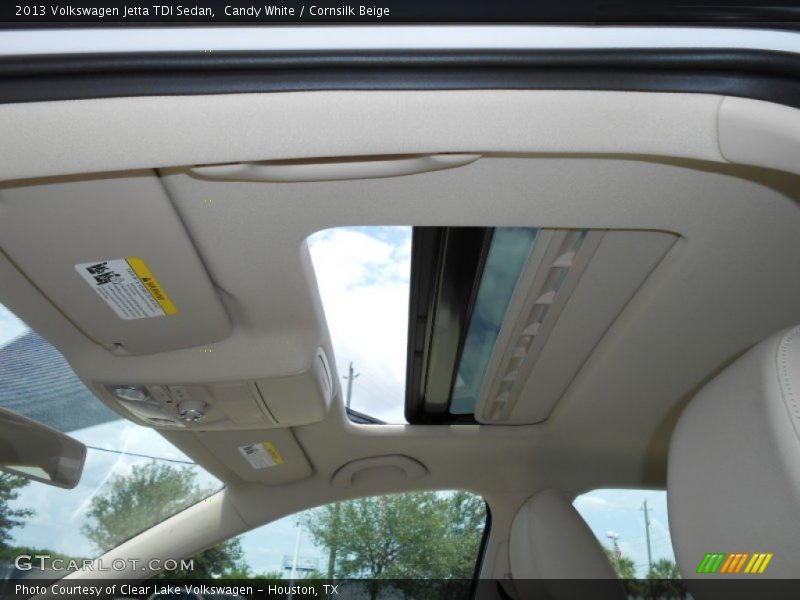 Candy White / Cornsilk Beige 2013 Volkswagen Jetta TDI Sedan