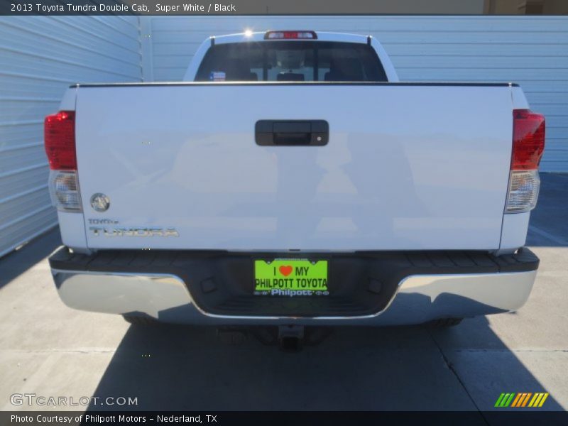 Super White / Black 2013 Toyota Tundra Double Cab
