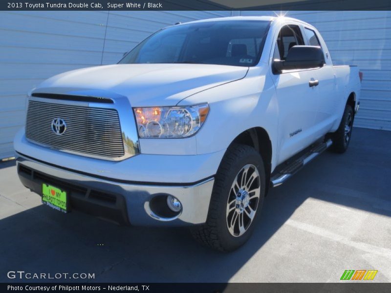 Super White / Black 2013 Toyota Tundra Double Cab