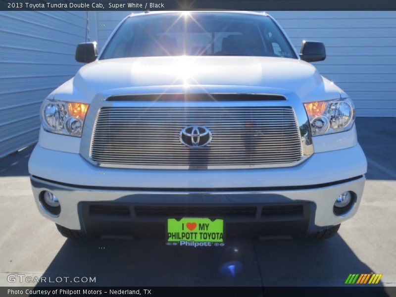 Super White / Black 2013 Toyota Tundra Double Cab