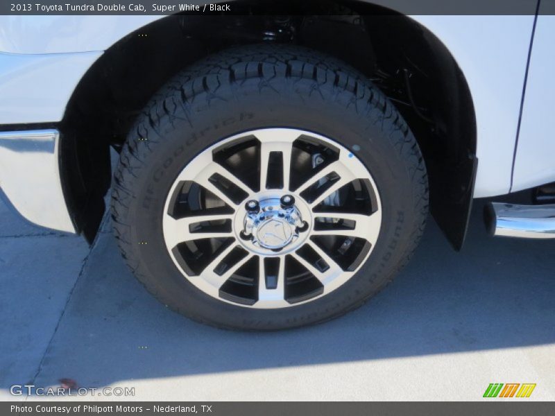 Super White / Black 2013 Toyota Tundra Double Cab