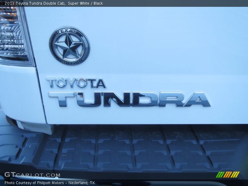 Super White / Black 2013 Toyota Tundra Double Cab
