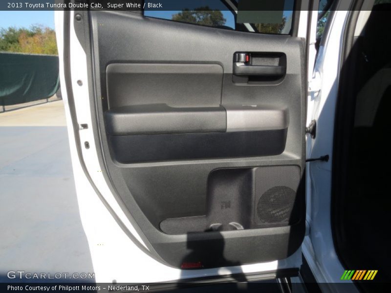 Super White / Black 2013 Toyota Tundra Double Cab