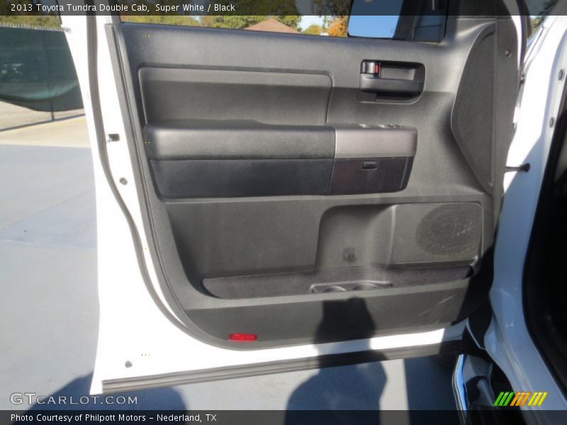 Super White / Black 2013 Toyota Tundra Double Cab