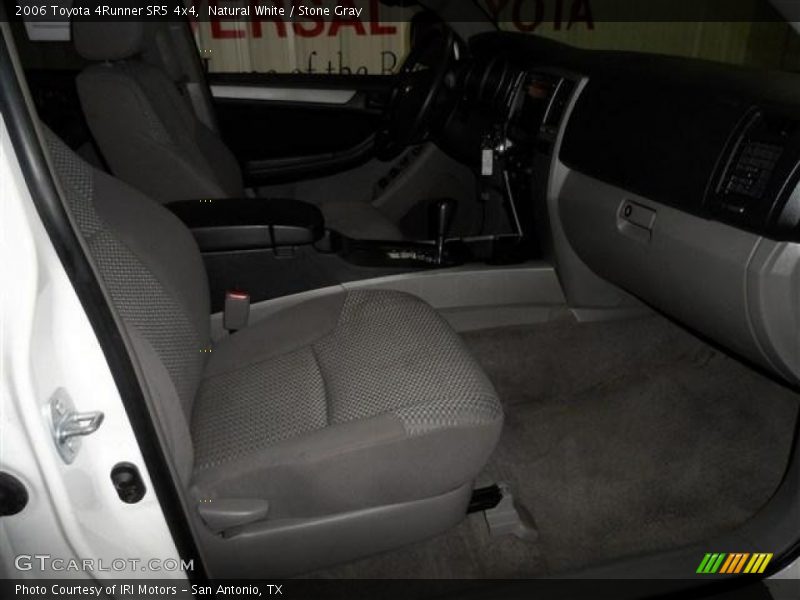 Natural White / Stone Gray 2006 Toyota 4Runner SR5 4x4
