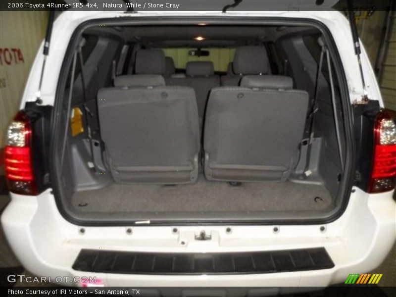 Natural White / Stone Gray 2006 Toyota 4Runner SR5 4x4