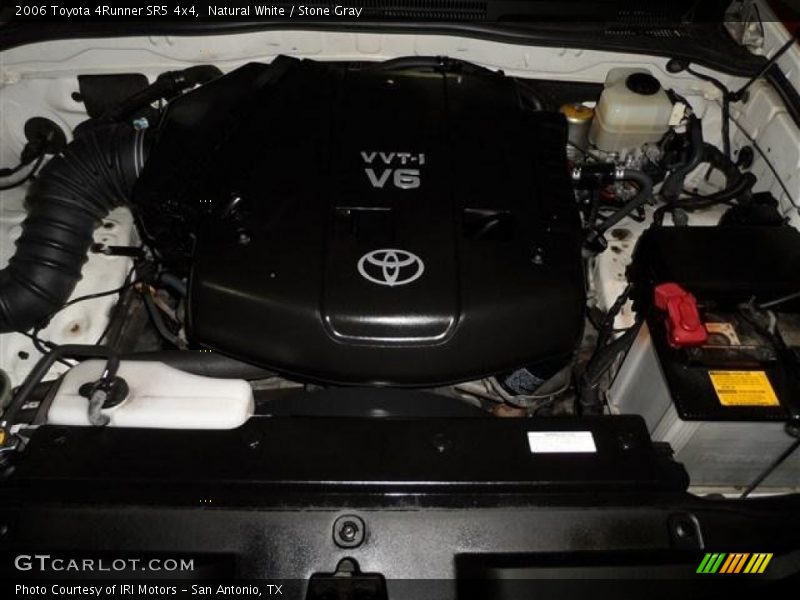 Natural White / Stone Gray 2006 Toyota 4Runner SR5 4x4