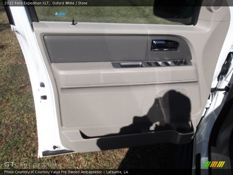 Oxford White / Stone 2012 Ford Expedition XLT