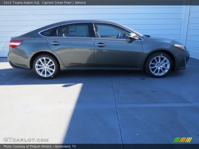 Cypress Green Pearl / Almond 2013 Toyota Avalon XLE