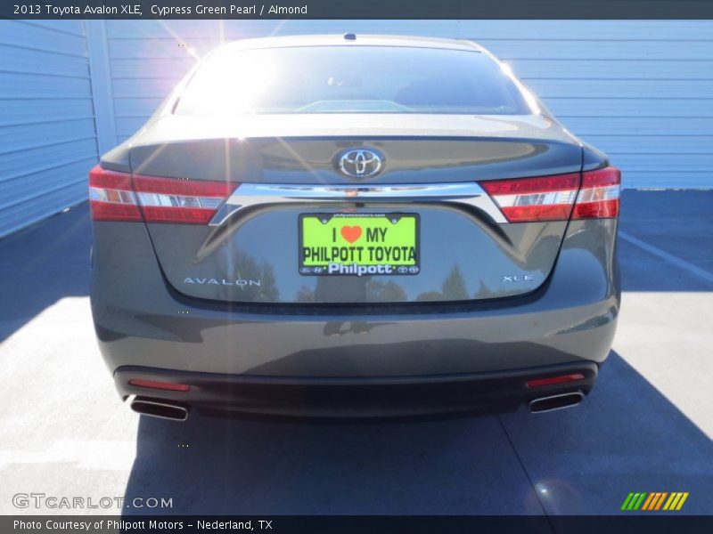 Cypress Green Pearl / Almond 2013 Toyota Avalon XLE