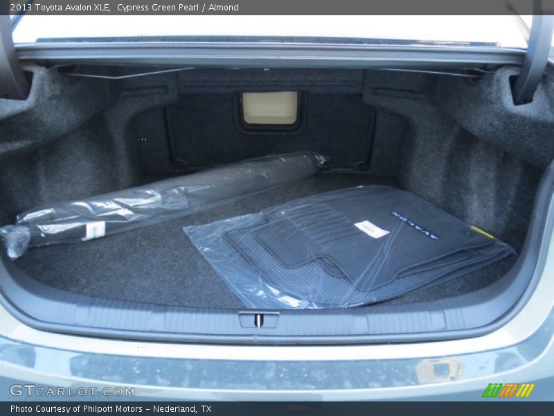 Cypress Green Pearl / Almond 2013 Toyota Avalon XLE