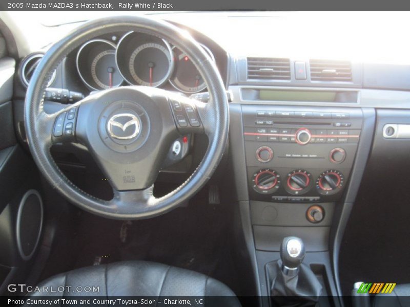 Rally White / Black 2005 Mazda MAZDA3 s Hatchback