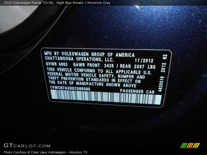 Night Blue Metallic / Moonrock Gray 2013 Volkswagen Passat TDI SEL