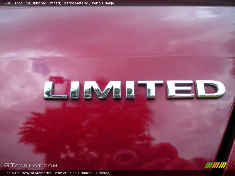 Merlot Metallic / Pebble Beige 2005 Ford Five Hundred Limited