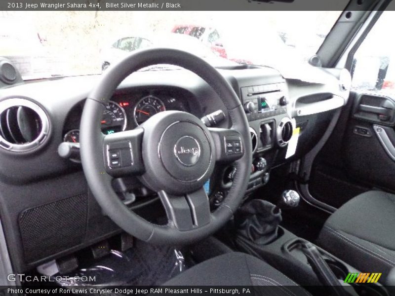  2013 Wrangler Sahara 4x4 Black Interior